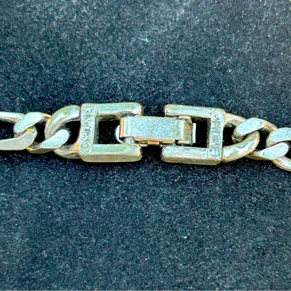😍Monet Designer Chain😍 - Picture 3 of 5